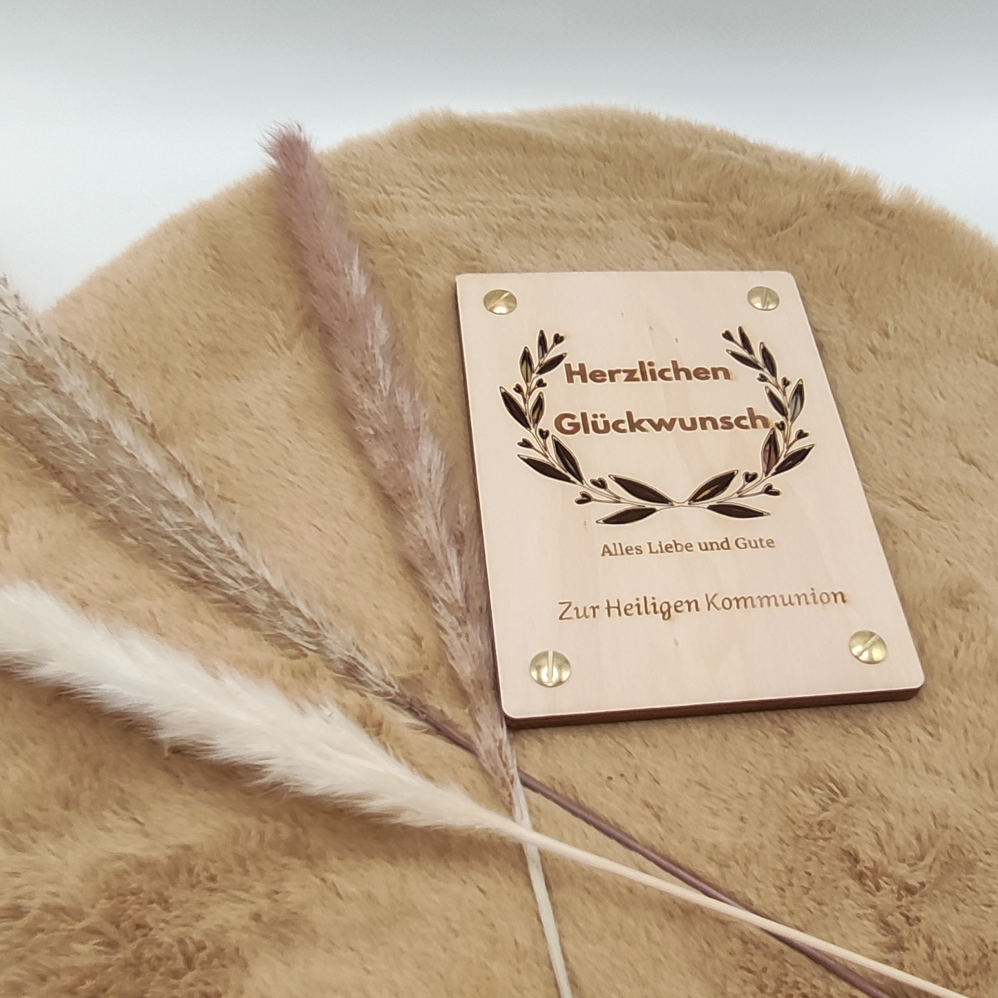 Personalisierte Holz-Geschenkkarte zur Kommunion – Einzigartiges Präsent mit Stil